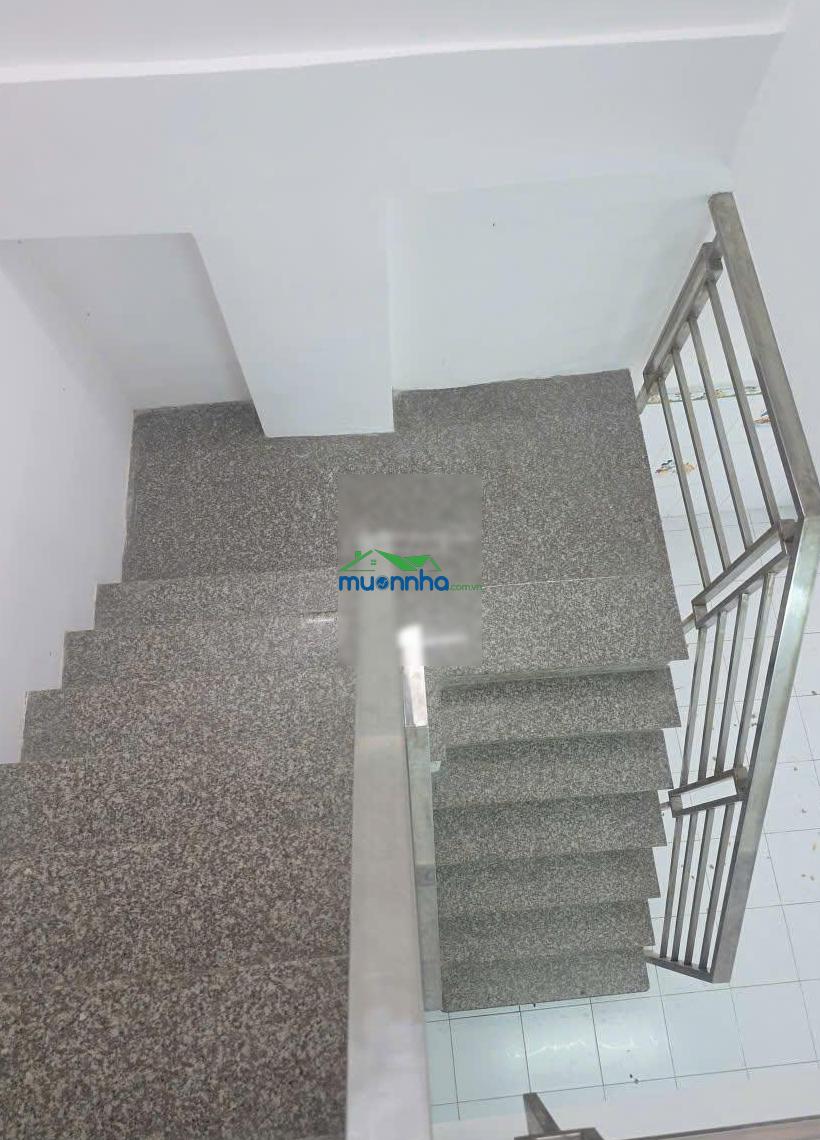 Quận 11: nhà 4 tầng, sát mặt tiền, 3 phòng ngủ, giá cực tốt-- cực hiếm--chỉ 4,7 tỷ - 2