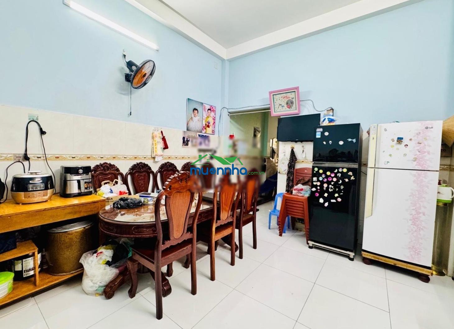 Nhà bán hàng hiếm có khu vực chủ cần bán gấp về quê - 2