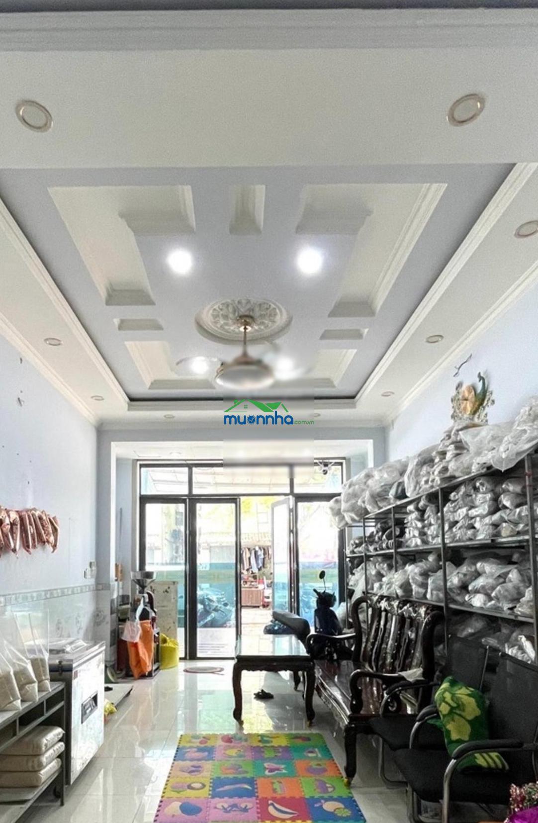 Chủ ngộp cần bán gấp 6,2 tỷ nhà 4 lầu hxh 68m nguyễn văn quá sát công viên cây sộp, quận 12