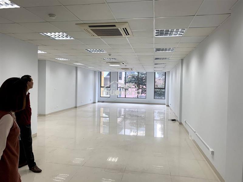 Cho thuê văn phòng phố bùi thị xuân,bà trưng,hà nội,dstd 125m2,