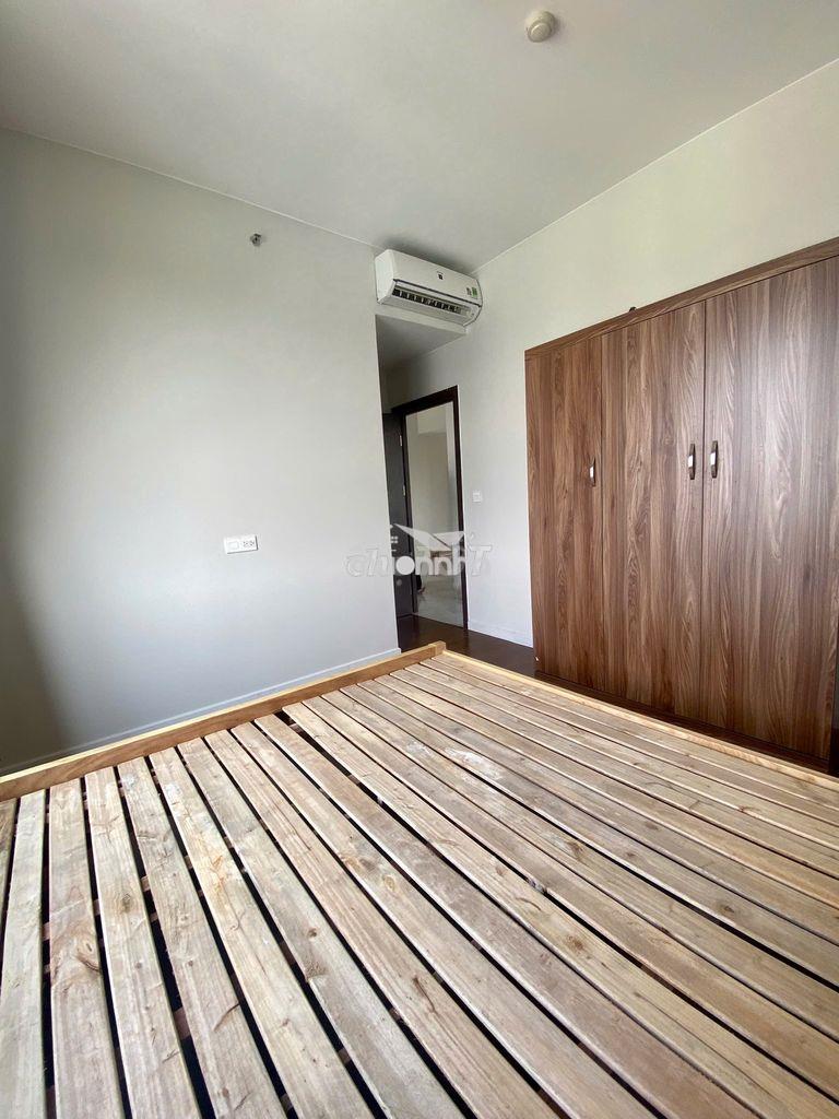 Cần cho thuê căn hộ 2pn-2wc căn góc