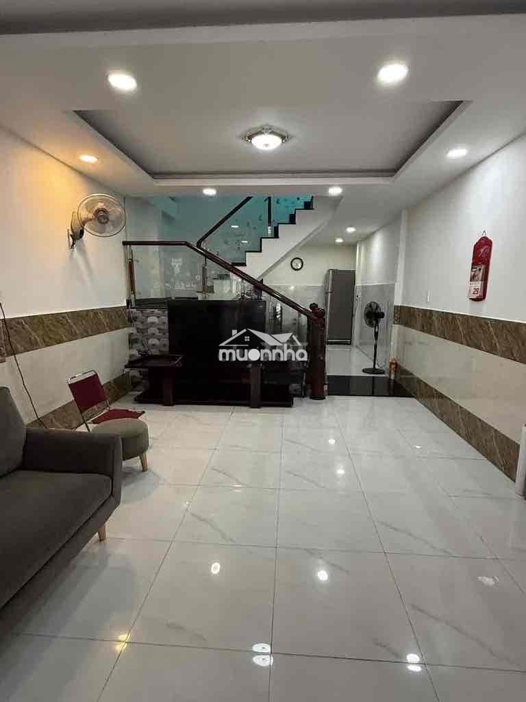 Nhà nguyên căn. 5pn. hẻm xe tải. hình thật 100%.