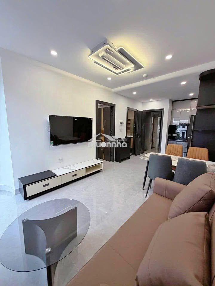 Phong thủy tốt, 2tỷ1, shr, phạm văn đồng, 2pn, full nt , 52m2, vay 70%