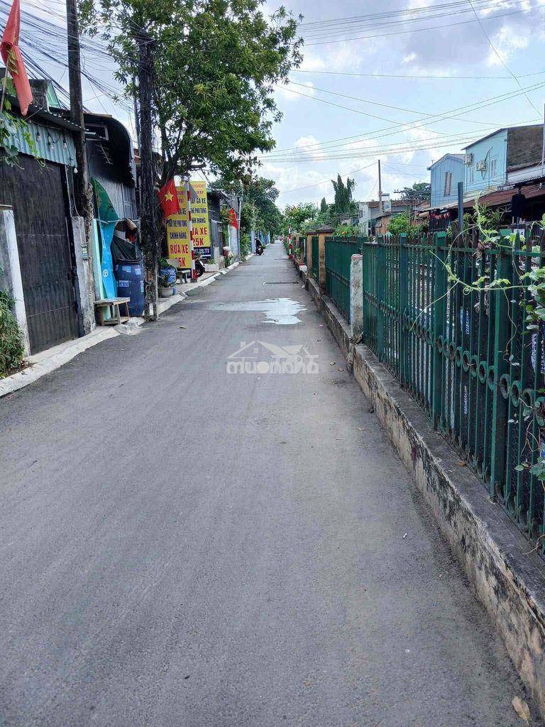 Bán nhà chính chủ rẻ nhất p dĩ an