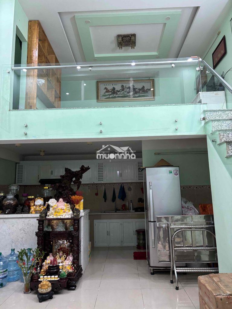 Nhà cho thuê giá 5tr nhà gần trường th lvl