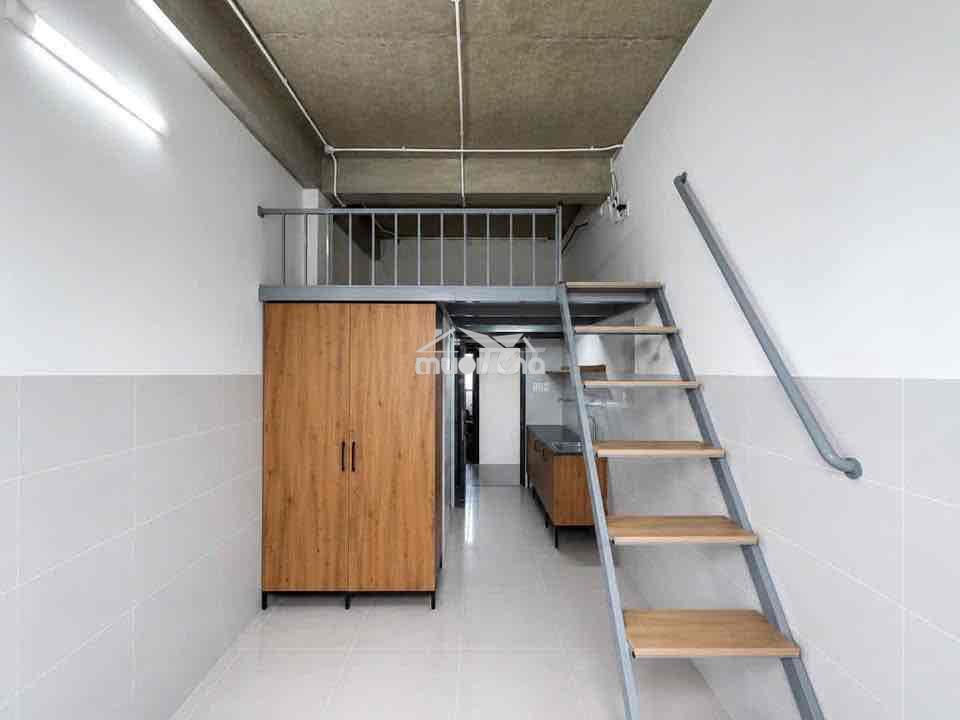 Toà nhà mới xây - ngay trung tâm thủ đức - gần các trường đại học - 2
