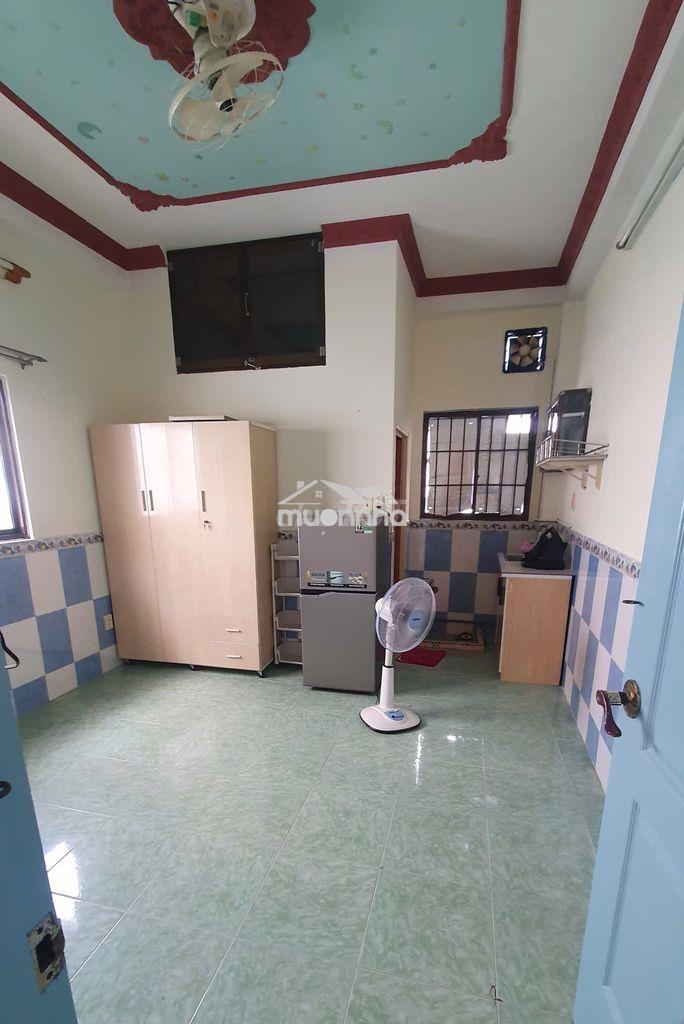 Phòng trọ full nội thất, trung tâm quận 3, toilet riêng. - 2