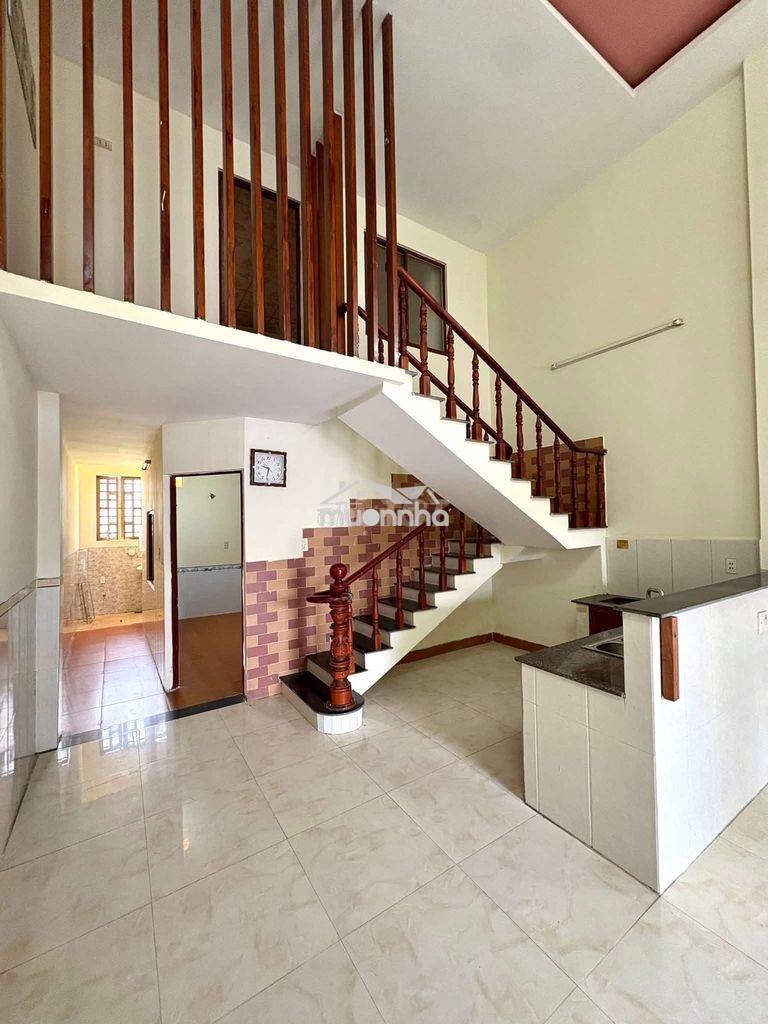 Nhà cấp 4 dt 100m sân xe hơi gần ngã ba ông xã giá 6 triệu 500 - 4