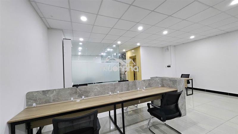 Cho thuê văn phòng 100m² full nội thất tại vạn phúc city