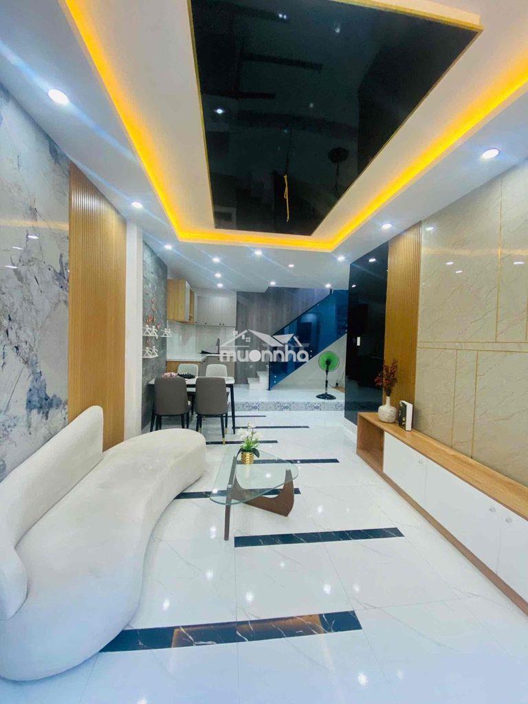 Hai tầng trần cao vân, sát biển nguyễn tất thành