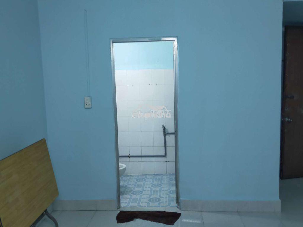 Phòng trọ chung cư quận 1 - 22m2 - 4