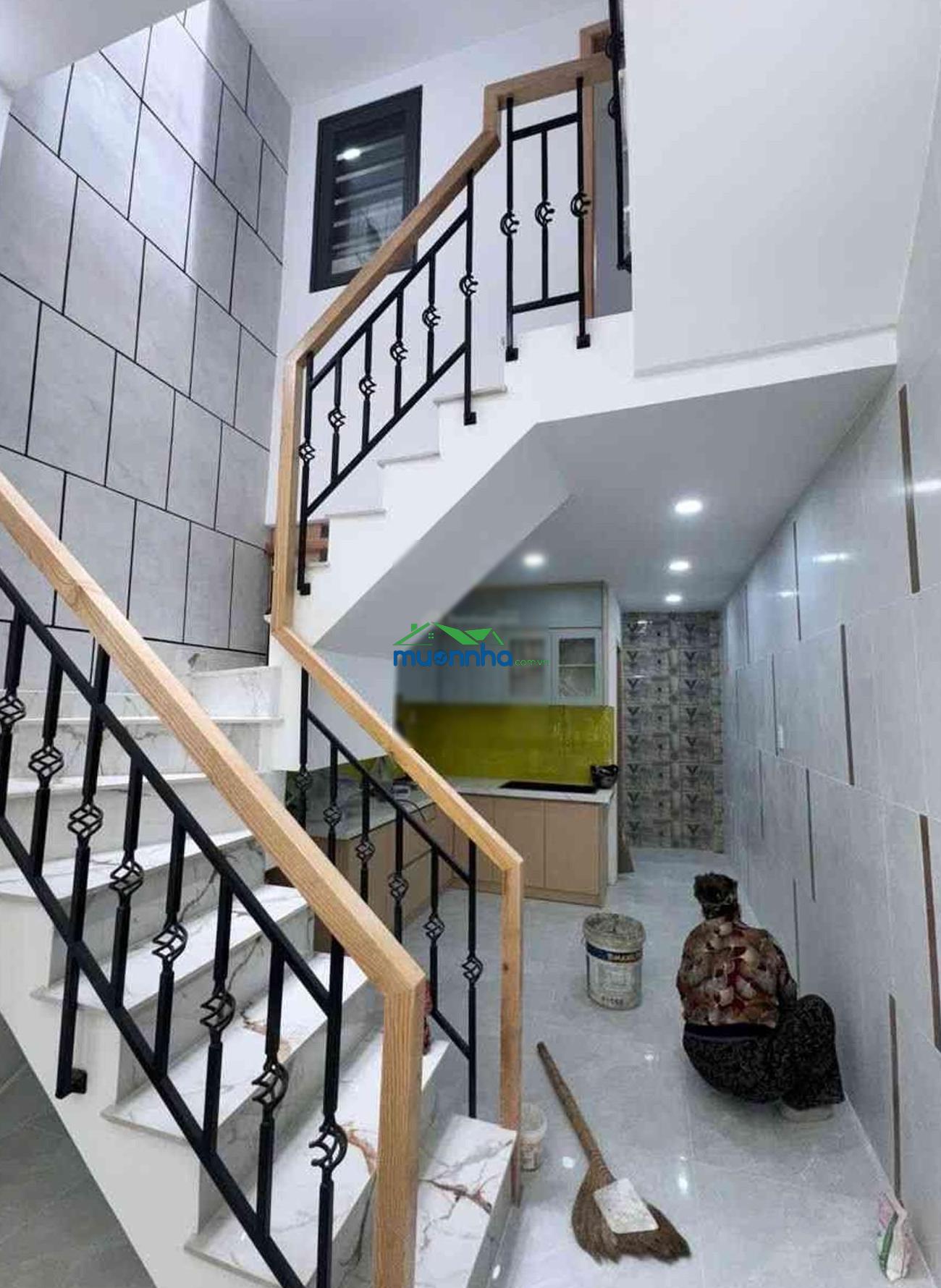 Nhà 3 tầng, ngay ngã tư bốn xã - phan anh - 3pn - 2wc - 4