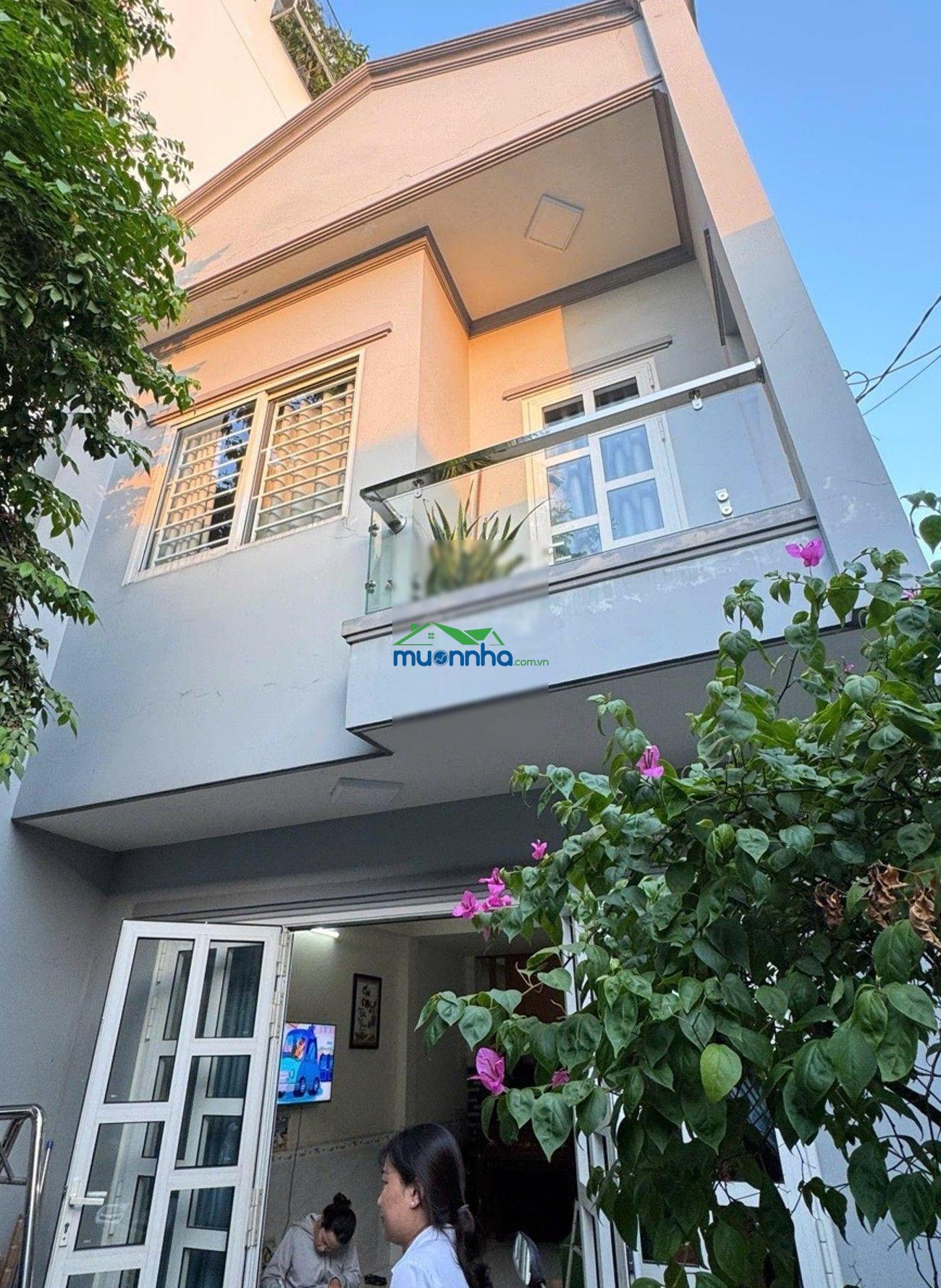 Nhà đẹp 2 tầng diện tích rộng, oto đỗ cửa, p. bình trưng (tây) dt 104,1m ngang 5,8m nở hậu 6,3m
