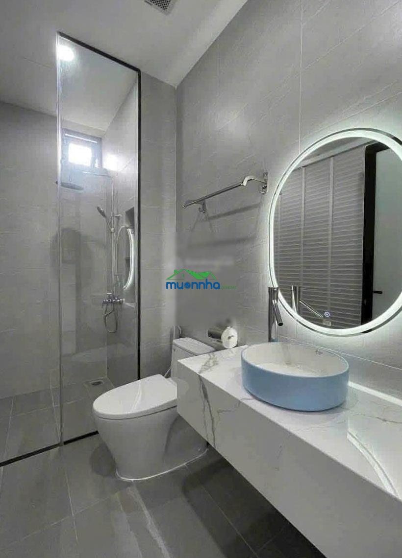 Nhà 1 trệt 1 lầu 4 phòng ngủ rộng rãi, dọn vào ở ngay - cách chợ bình chánh 100m - 4