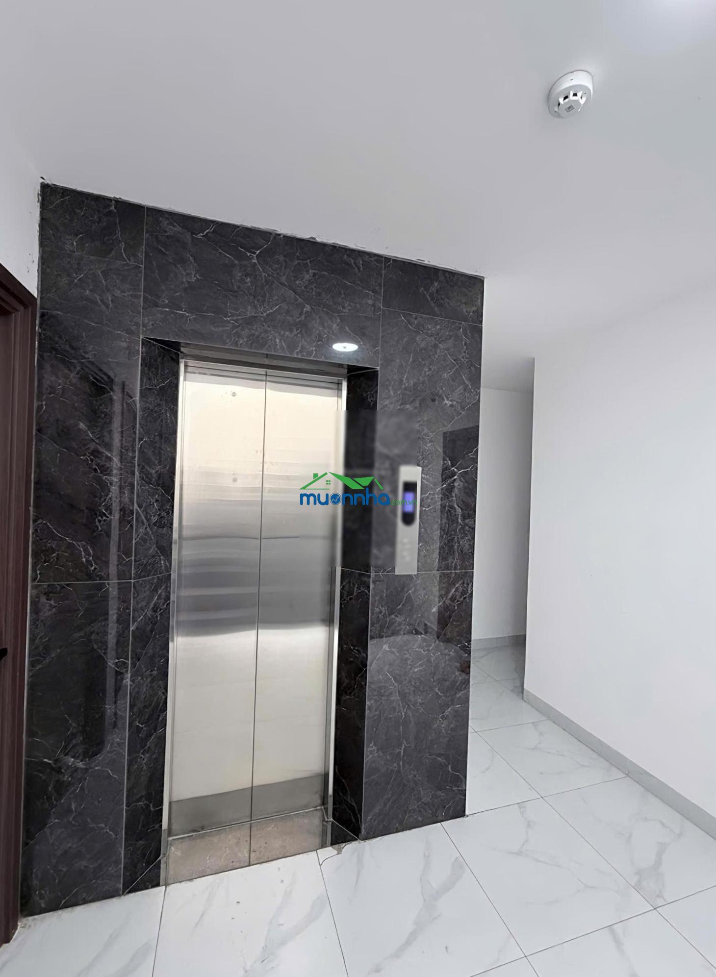 Bán chdv mặt tiền đường số nở hậu ngang 9,3x17,5m p.tân hưng - dòng tiền 140tr/th giá 34tỷ tl