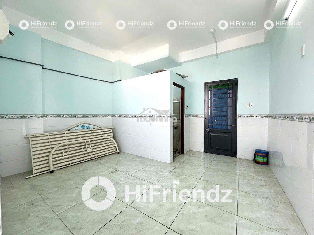 Căn hộ bancol sẵn máy lạnh - thang máy- bảo vệ - đi bộ qua đh văn hiến - 2