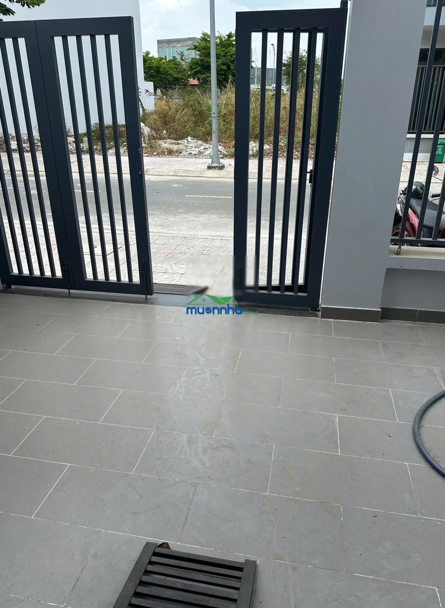 Cần bán gấp nhà 4 tầng khu đô thị mới xuân thới đông hóc môn - 4
