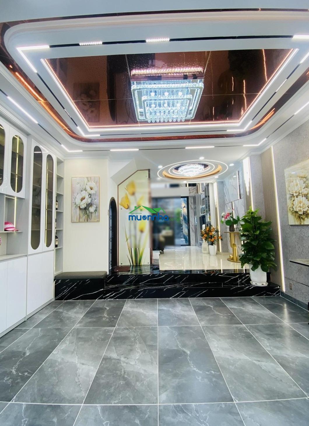 Biệt thự mini nhỉnh 8 tỷ - mua ở 6 người - hxh - gần trường, bệnh viện - giáp quận 7 - hoàn công đủ - Ảnh 2