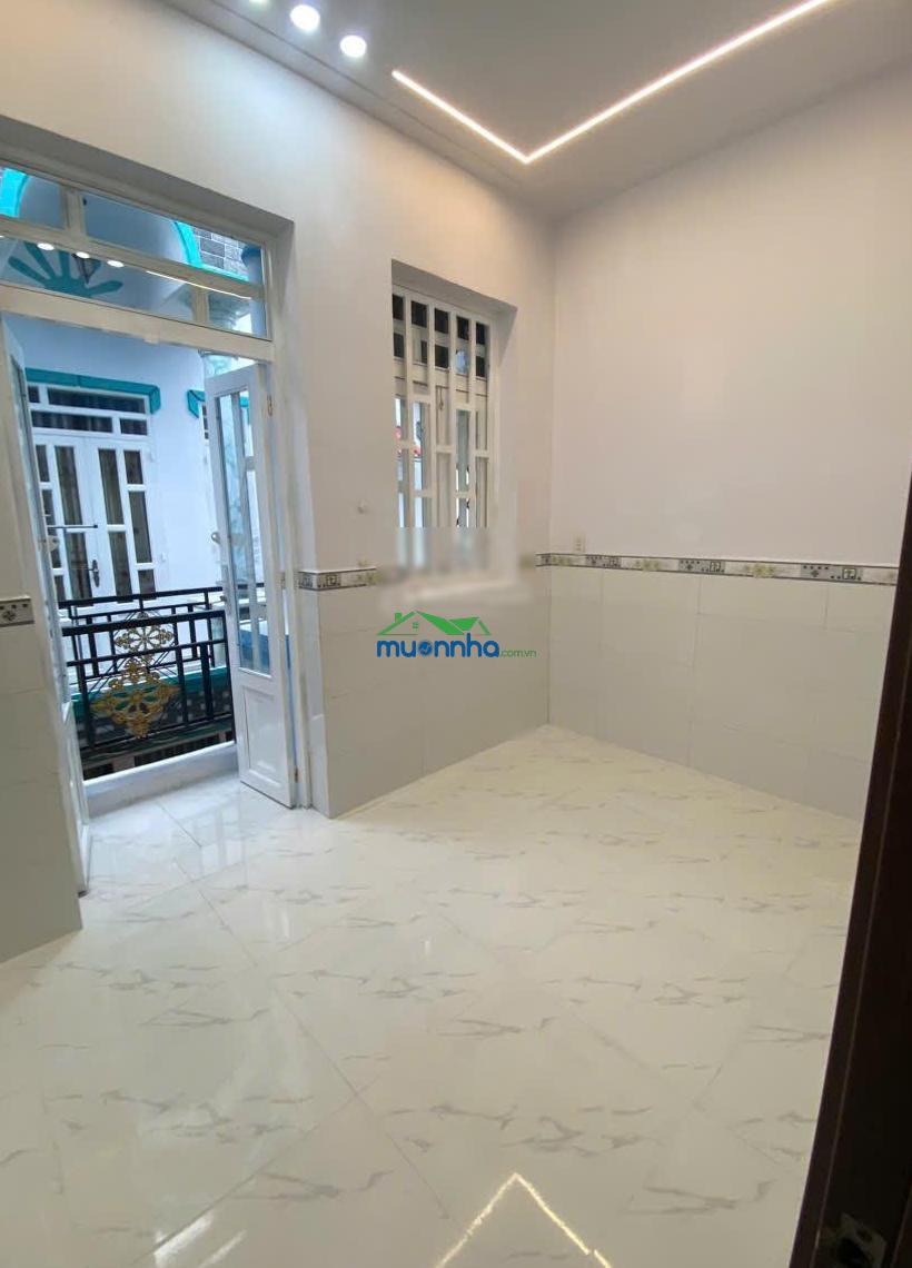 Nhà sổ hồng cầm tay 2pn - 750 triệu