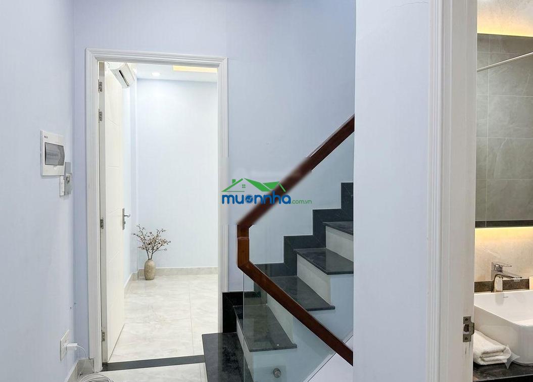 Nhà phố quận 7 - 4 tầng - sân xe rộng rãi - bãi đậu ô tô - 60m² - 5.570 tỷ - Ảnh 3
