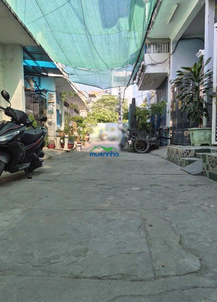 Hẻm ô tô 5m - chợ xóm mới - 81m2 - chỉ 6 tỷ 3 - 2