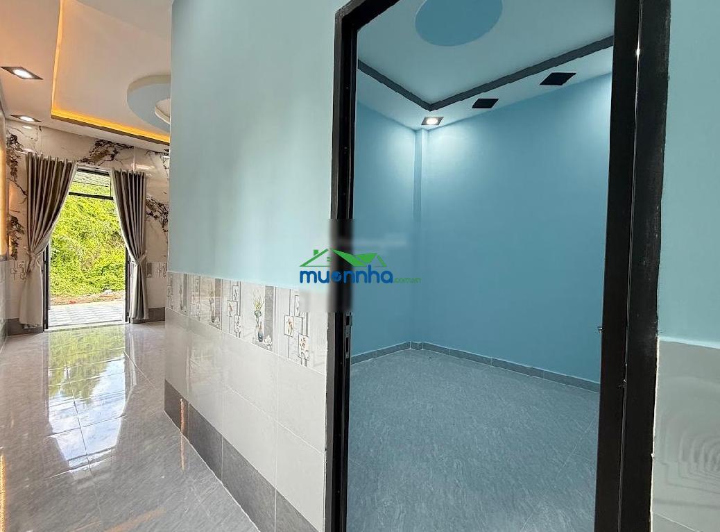 Nhà cấp 4 sổ hồng riêng, giá siêu ưu đãi chỉ với 600tr dọn vào ở ngay - cách ql1a 15p - 3