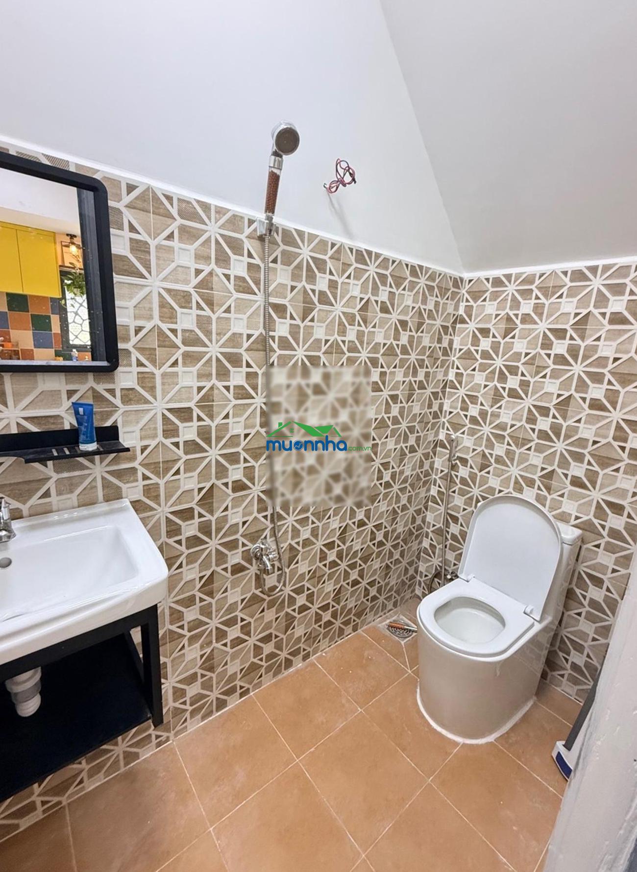 Bán nhà huỳnh tấn phát, tân thuận, ngang 4 nở hậu 5m, 3pn, full nội thất, hơn 5 tỷ - 2