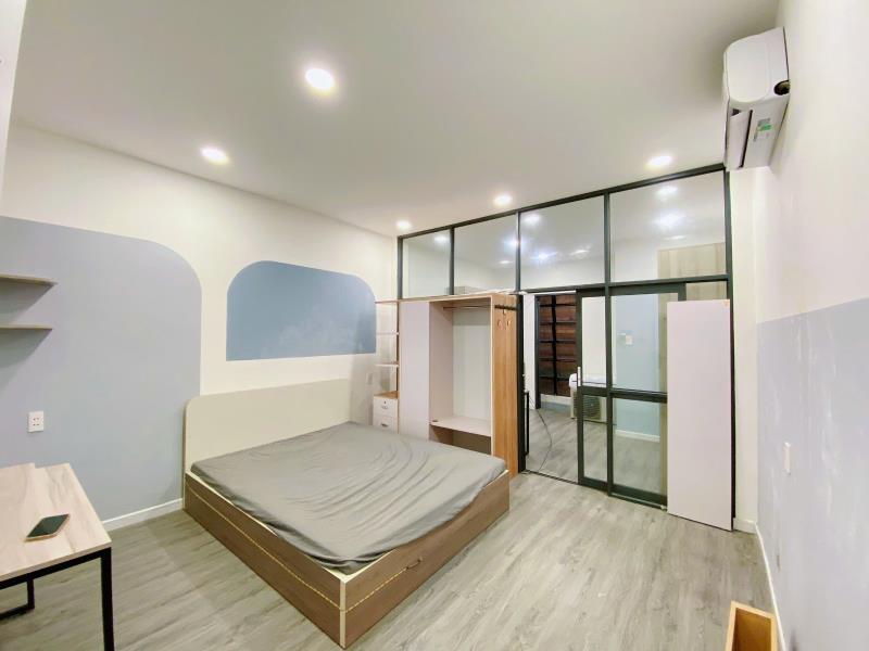 Cho thuê căn hộ 1 phòng ngủ nguyễn gia trí – ban công, tách bếp, siêu rộng, gần hutech quận bình thạnh