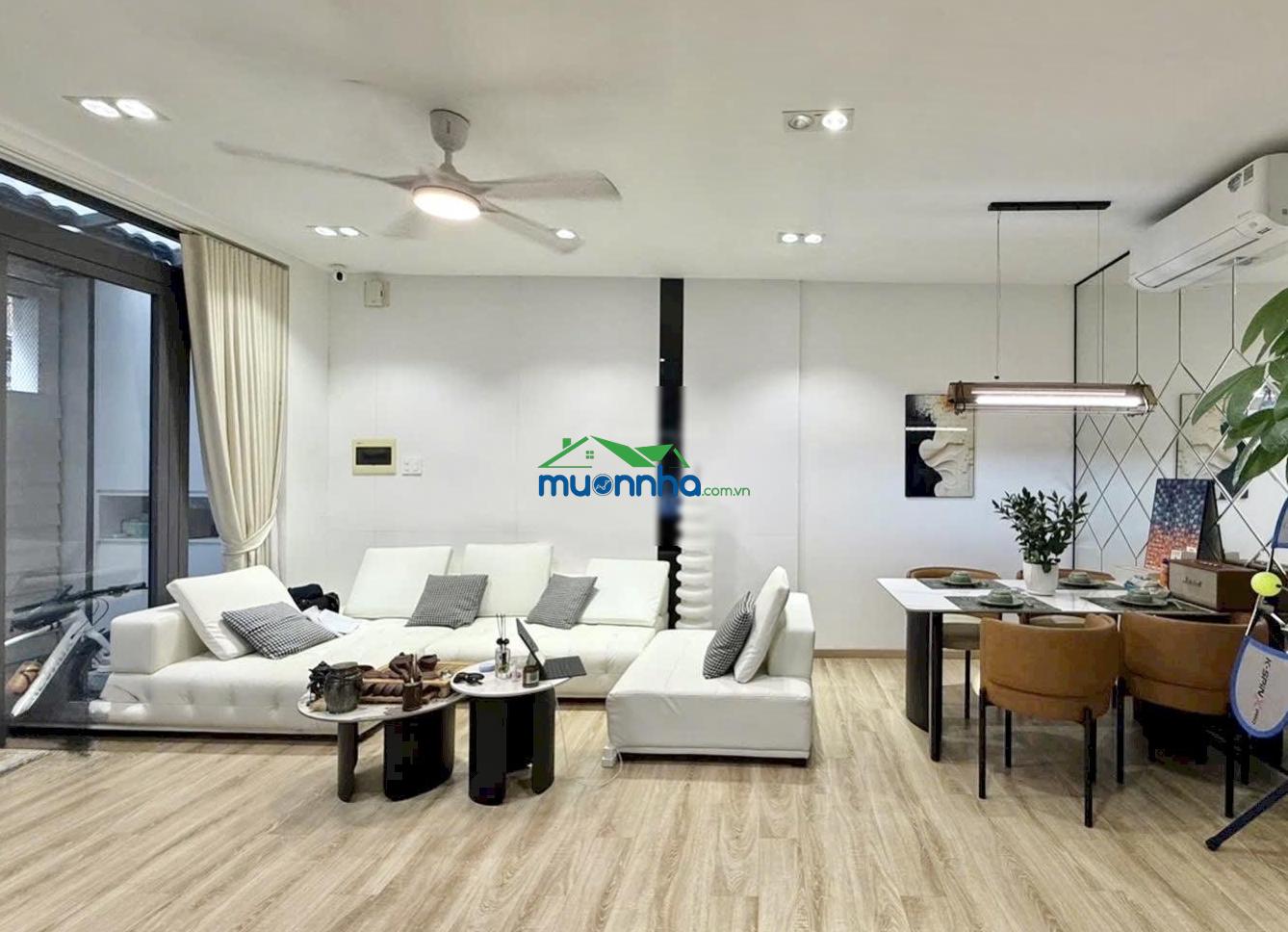 Giảm sốc 3 tỷ - nhà đẹp ngang hiếm 4,8x17m 4 tầng ngay chợ bà chiểu - hàng xanh - 2