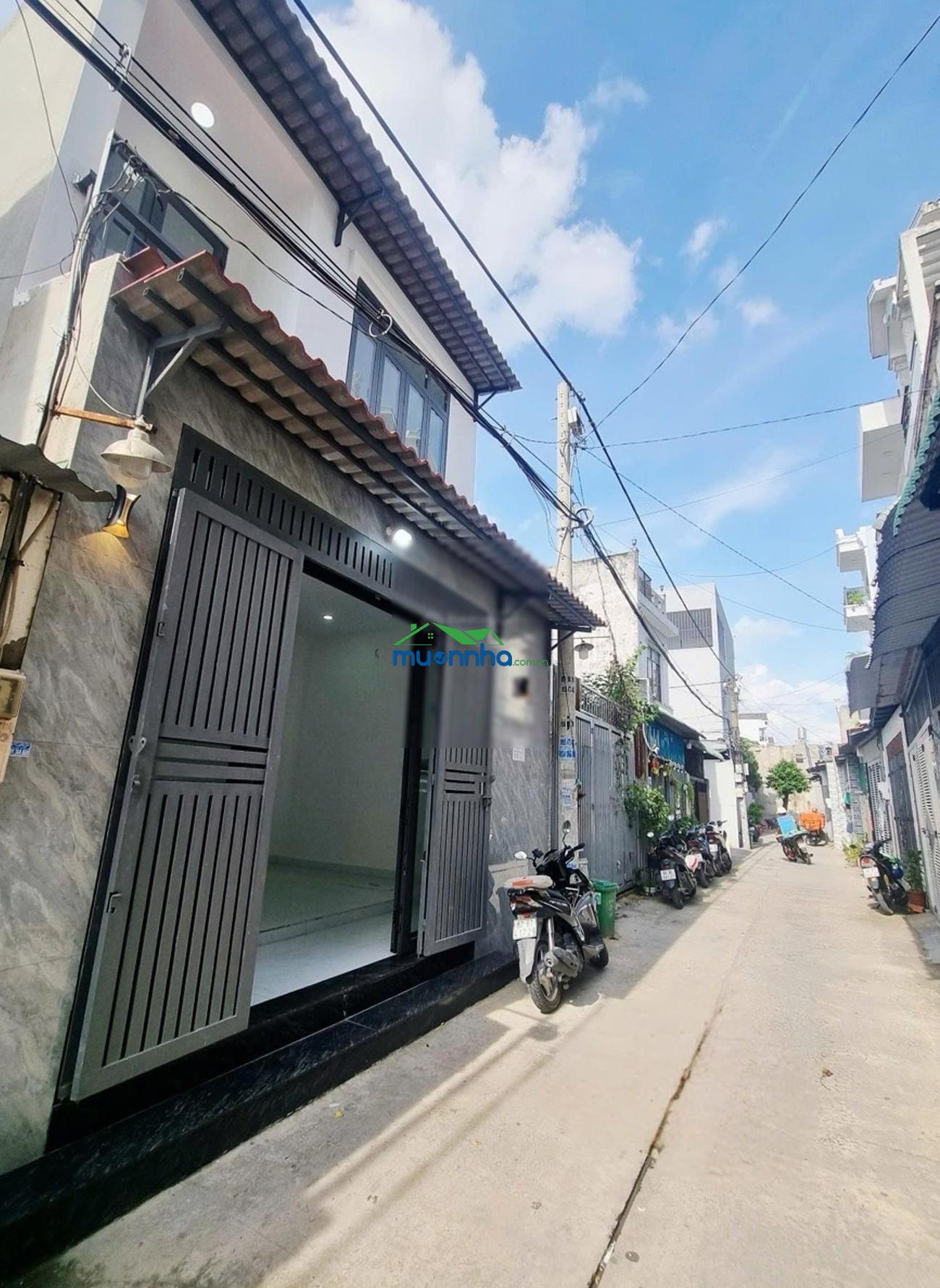 Nhà mới đẹp hxh thông gần ubnd trung mỹ tây. shr chỉ 3. x tỷ 81m2 /q12