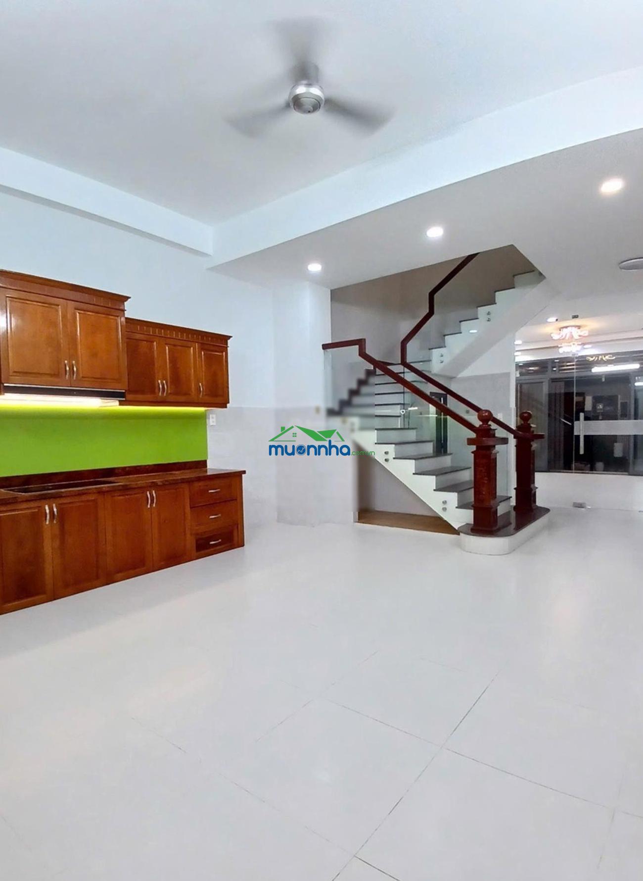 Bán nhà hxh diện tích đẹp 84m2 , 5m x 17m, 4tầng , gò dầu tân phú- nhỉnh 7 tỷ - ngay cụm trường học - 3