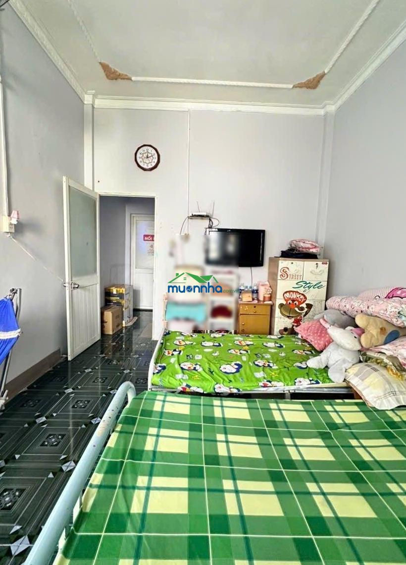 Nhà shr hẻm xe hơi tại bến xe buýt hiệp thành 3,8 tỷ