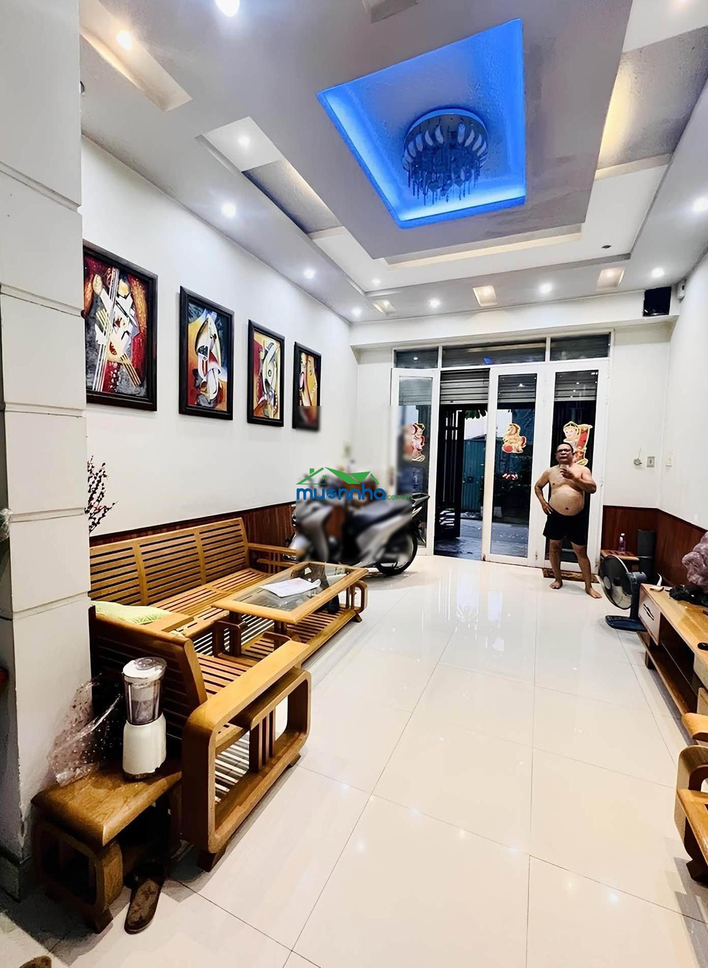 Nhà lâm văn bền q7, 53m², cách mặt tiền 20m, gần chợ tân mỹ giá 5.3 tỷ - lh *** *** em quý