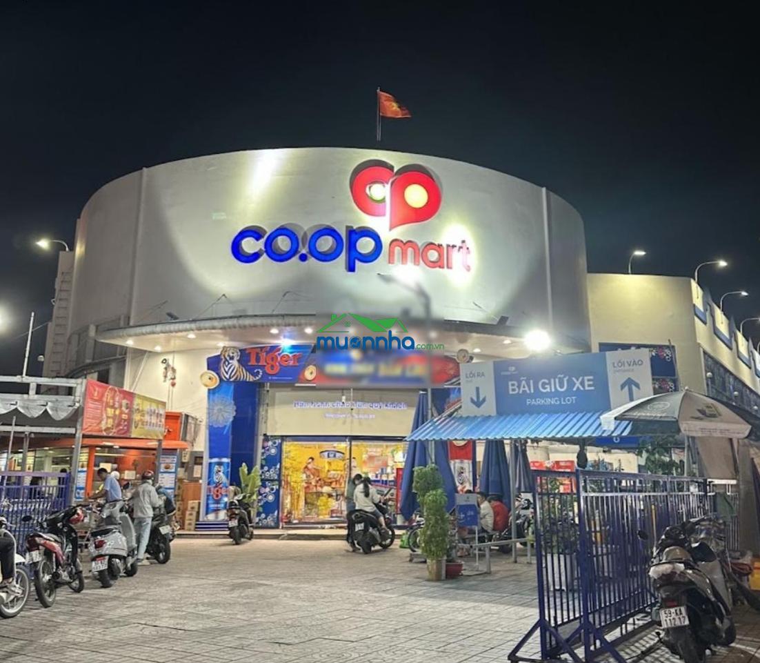 Bán nhà quận 6 - hậu giang - cách mặt tiền 50m - khu vực kinh doanh sầm uất - nhỉnh 4 tỷ. + dt: - 4
