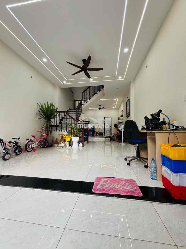 Nhà 3 tầng 70m2 khu dân cư lê bôi phạm thế hiển p7 q8