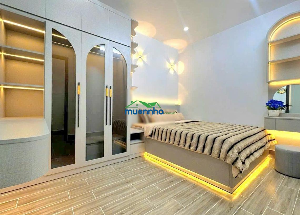 Nhà sổ riêng, huỳnh tấn phát nhà bè.