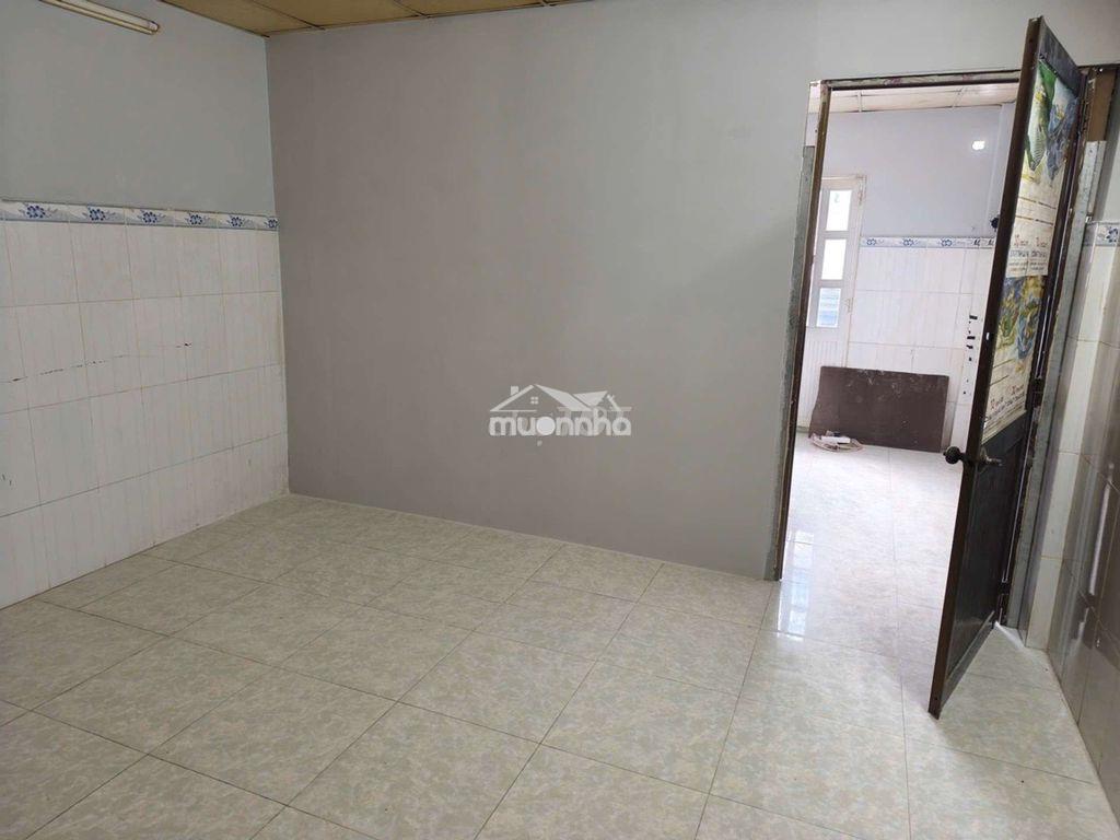 An lạc bình tân - 2 tầng 3pn - hẻm ba gác- vào ở ngay - giá2.7tỷ - 4