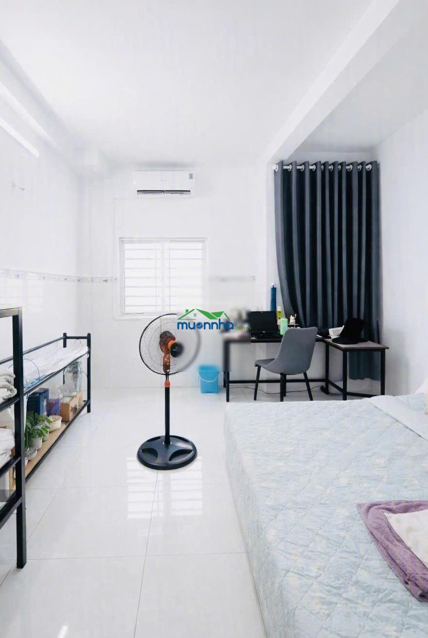 Nhà 2 tầng ở ngay - hẻm xe hơi - gần chợ phú thuận - 51m2 - nhỉnh 5 tỷ - 2