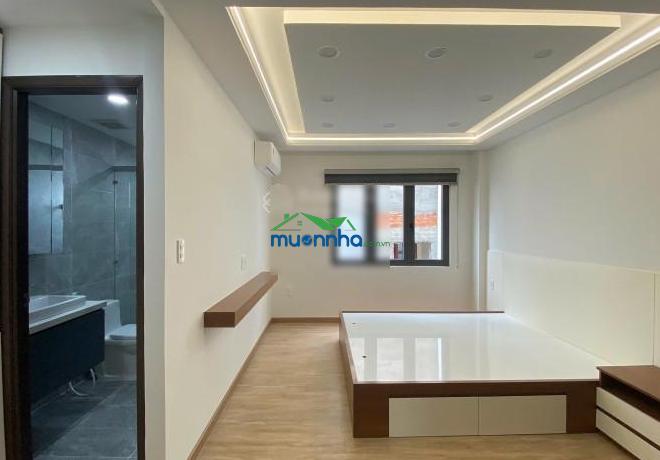 Khu vip, công viên dương quảng hàm 80m thang máy full nội thất xe hơi vào nhà