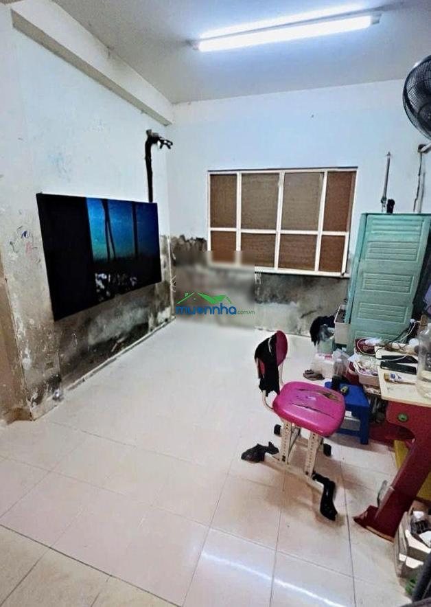 Nhà 5 tầng btct mặt tiền chợ bàn cờ hẻm 6m gía tốt cho ở hay đầu tư sinh lợi dt 30m2 có 9.5tỷ tl - 4