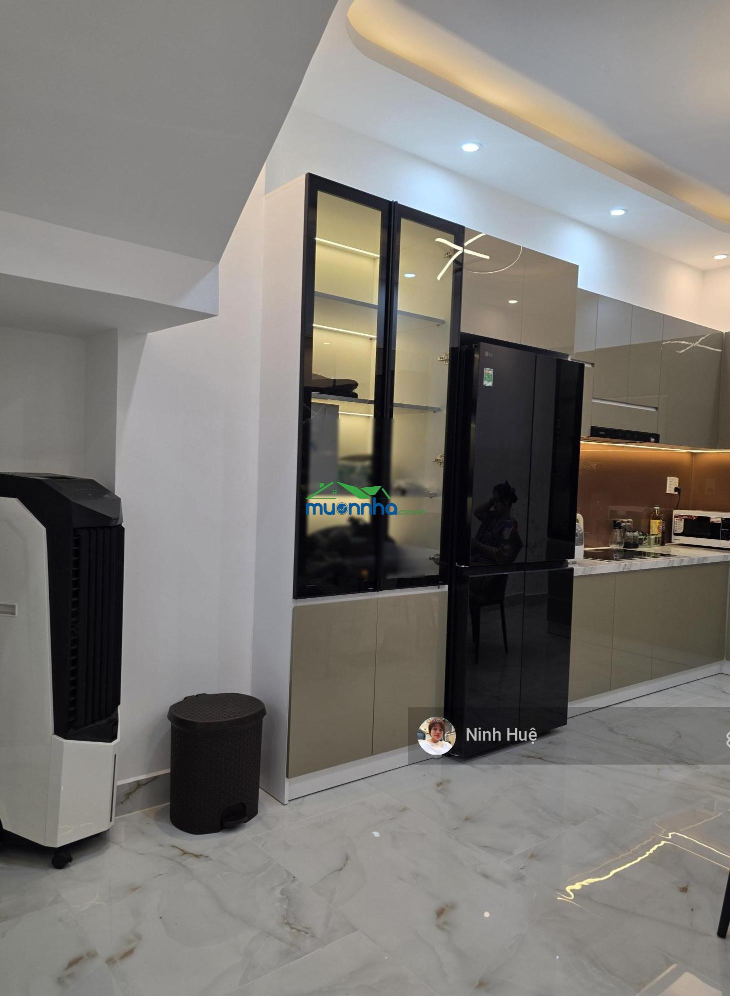 11,5tỷ-quận 10- nhà hxh, cách mt lê hồng phong 20m- 6pn- 4tầng full nội thất. 6048 - 3