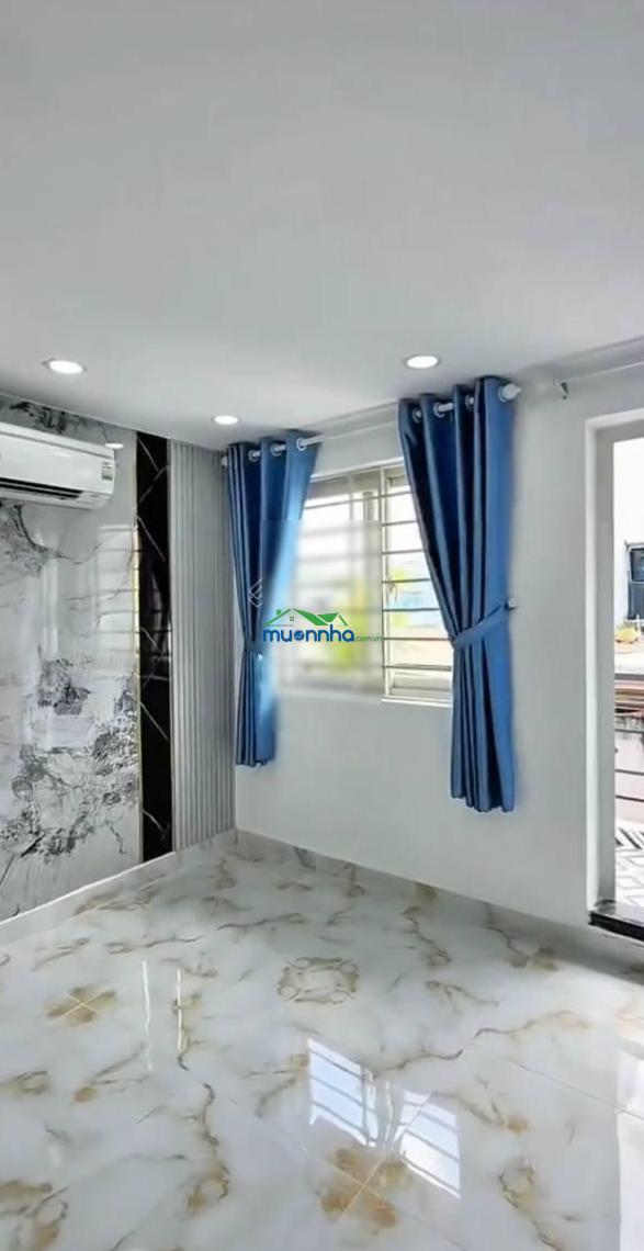 Nhà 3 tầng - vào ở liền - gần đường xe tải - kế chợ bùi văn ba - 4pn - nhỉnh 4 tỷ - 3