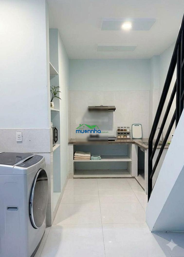 Chủ đi định cư giảm mạnh 300tr còn hơn 8 tỉ- bv hồng đức- đường 5m-82m2(5.5x19) - 5 tầng - 5 pn 6wc - 4