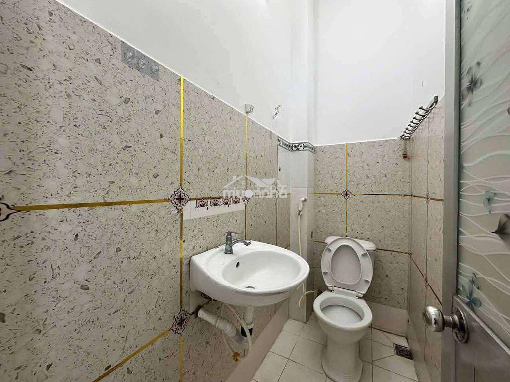 Cho thuê nhà mới 3 tầng, giáp q7, hùynh tấn phát, - 2