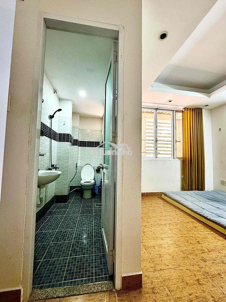 Phòng cho thuê- sát sân bay tsn - cv gia định - 3
