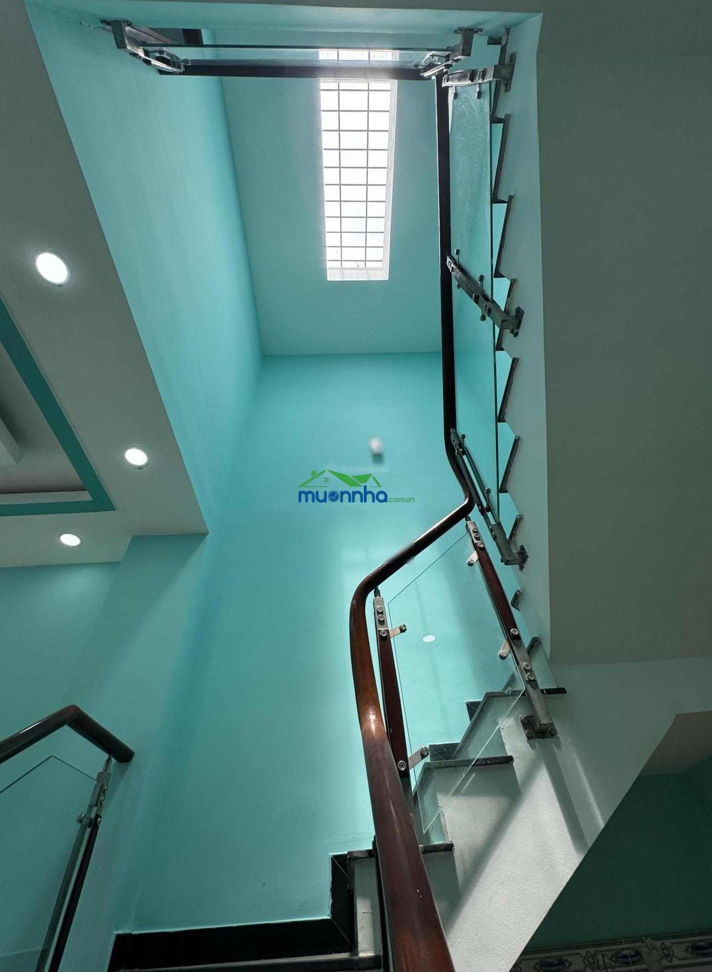 Hẻm xe hơi - khu vip tên lửa - 60m2 - nhà chính chủ xây kiên cố chắc chắn - phù hợp ở lâu dài