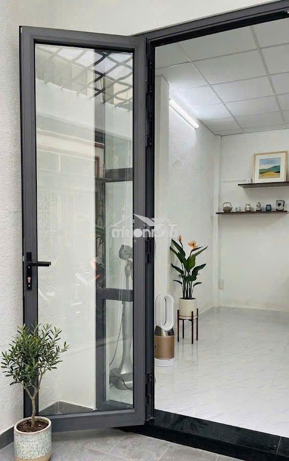 Giảm sốc 3.8 tỷ còn 8.5 tỷ, hẻm ô tô cách mạng tháng 8, quận 10, 62 m2 - 2