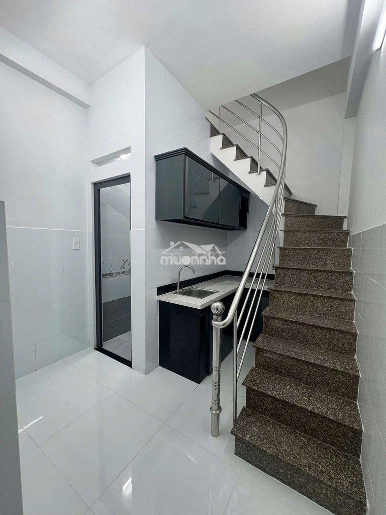 Nhà  giá tốt   p 15 q. 8 - 4