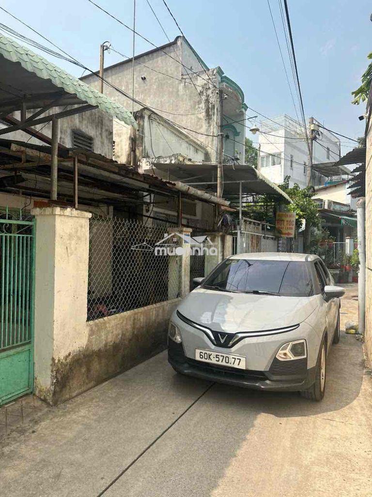 Đất gần công viên biên hùng