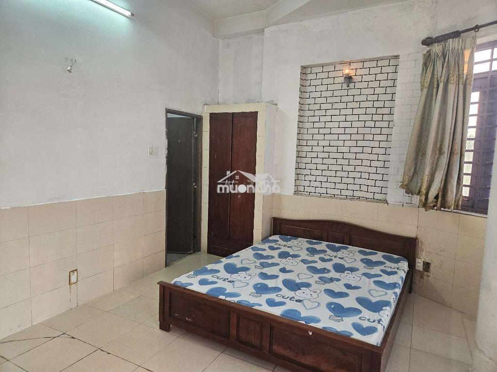 Phòng ban công gò xoài, máy lạnh - 4